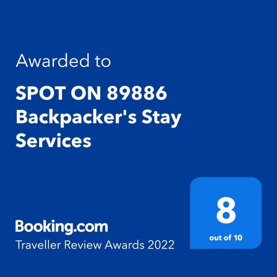 Spot On 89886 Backpacker'S Stay Services Kuching Extérieur photo