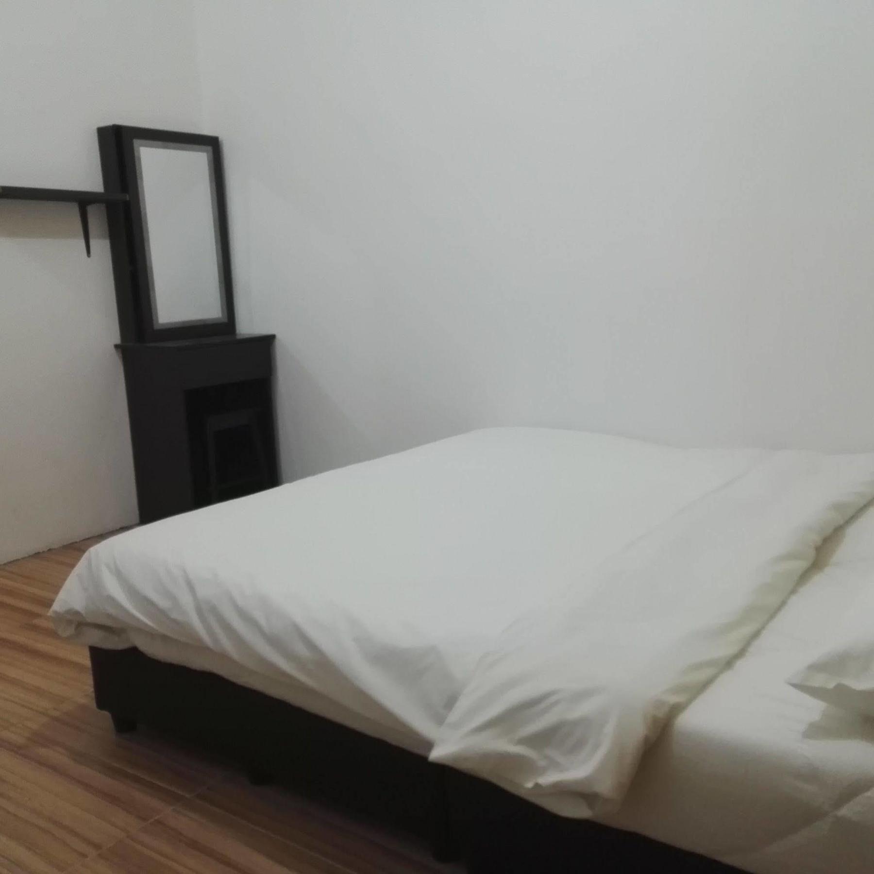 Spot On 89886 Backpacker'S Stay Services Kuching Extérieur photo